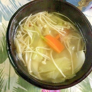 えのきと白菜にんじんのスープ